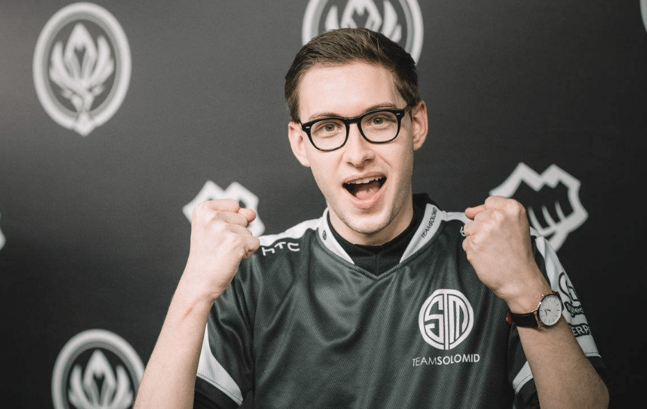 关于TSM绝杀G2，Hanssama完成史诗逆转宿敌对决八强赛，锁定晋级资格的信息