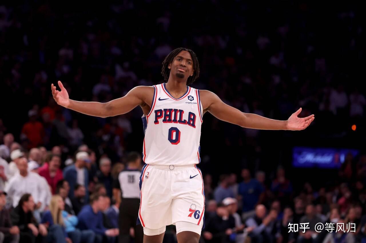 爵士队不敌开拓者队,系列赛再度落后 爵士队不敌开拓者队,系列赛再度落后