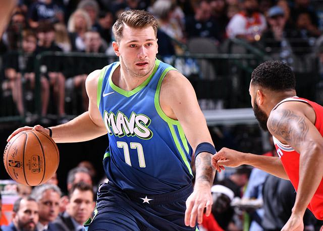 独行侠队绝地反击,成功逆袭皇家战舰 独行侠队绝地反击,成功逆袭皇家战舰