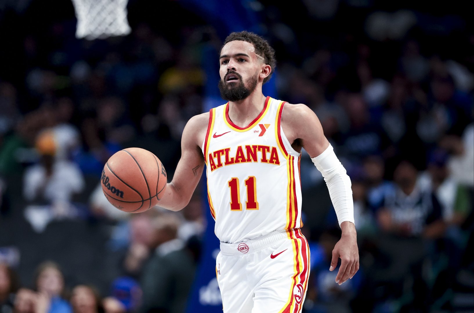 步行者队客场大胜魔术队，升至东部第三