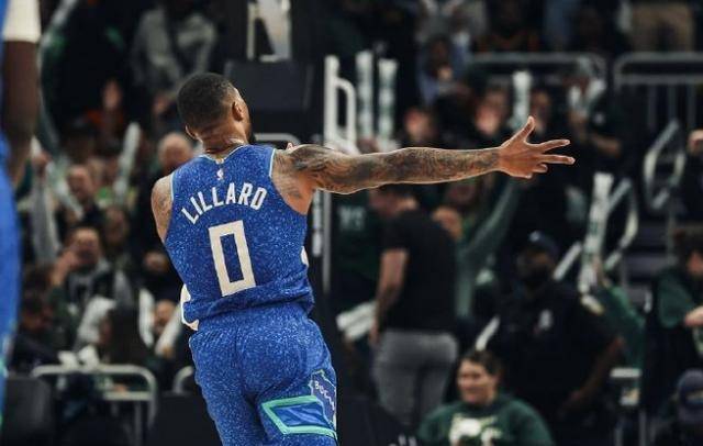 雄鹿击败篮网,勇获胜利 雄鹿击败篮网,勇获胜利