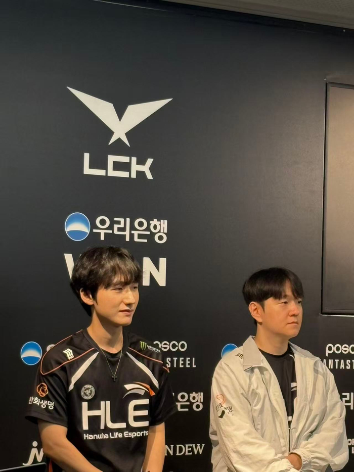 9you娱乐-关于FLY横扫HLE，Peanut极限生还后反打宿命之战入围赛，点燃全场激情的信息