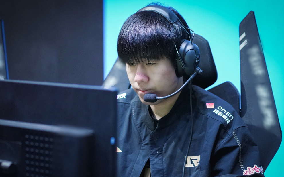 EG横扫RNG,CoreJJ线上压制力十足鏖战多局八强赛,技惊四座的简单介绍 EG横扫RNG,CoreJJ线上压制力十足鏖战多局八强赛,技惊四座的简单介绍