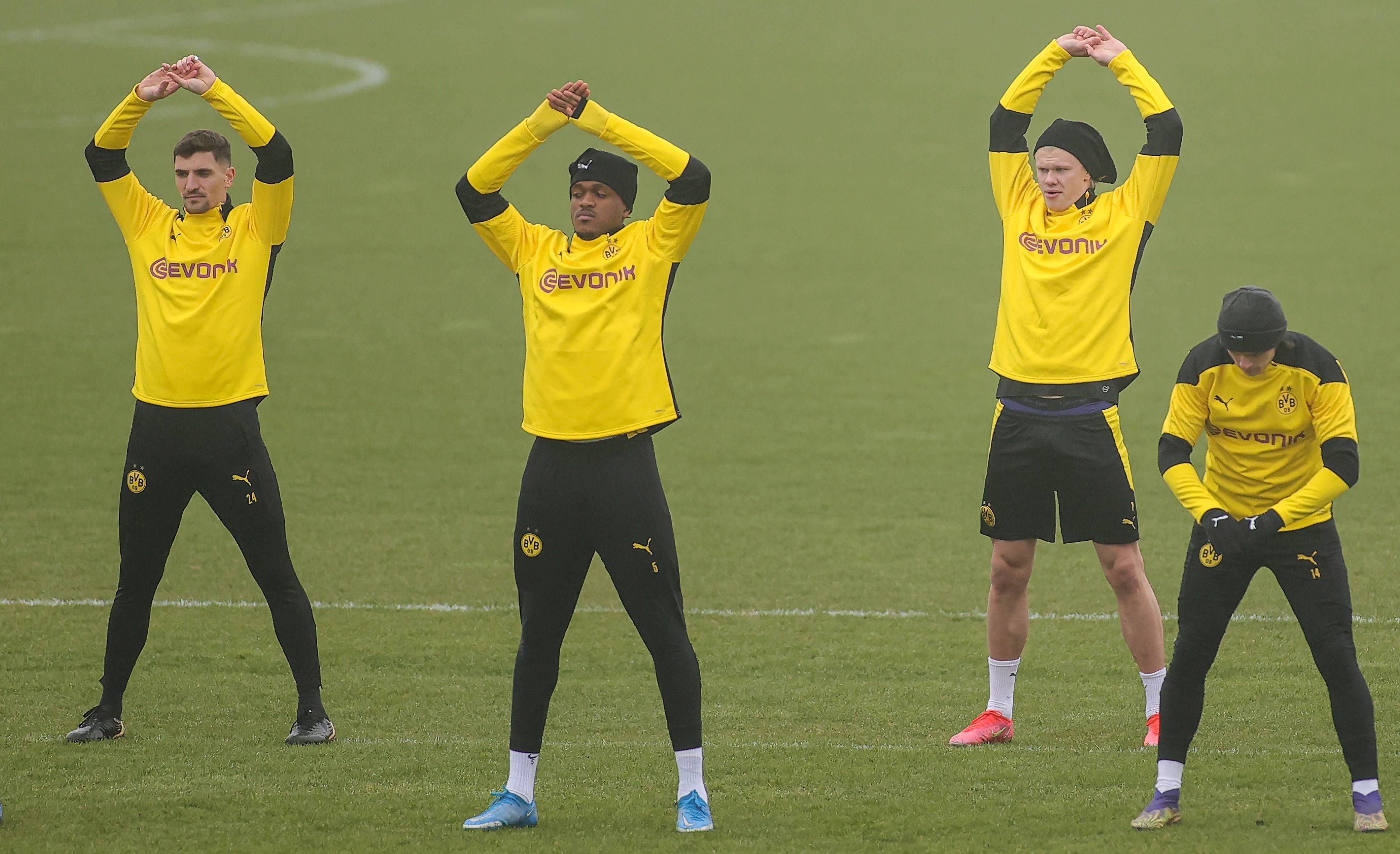 九游VIP-多特蒙德队员在场上表现抢眼