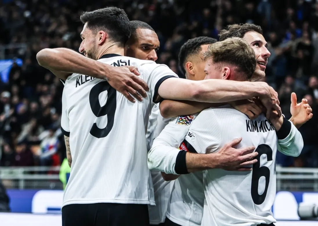 九游体育APP下载-包含荷兰客场战胜德国，意外挺进欧国联四强的词条