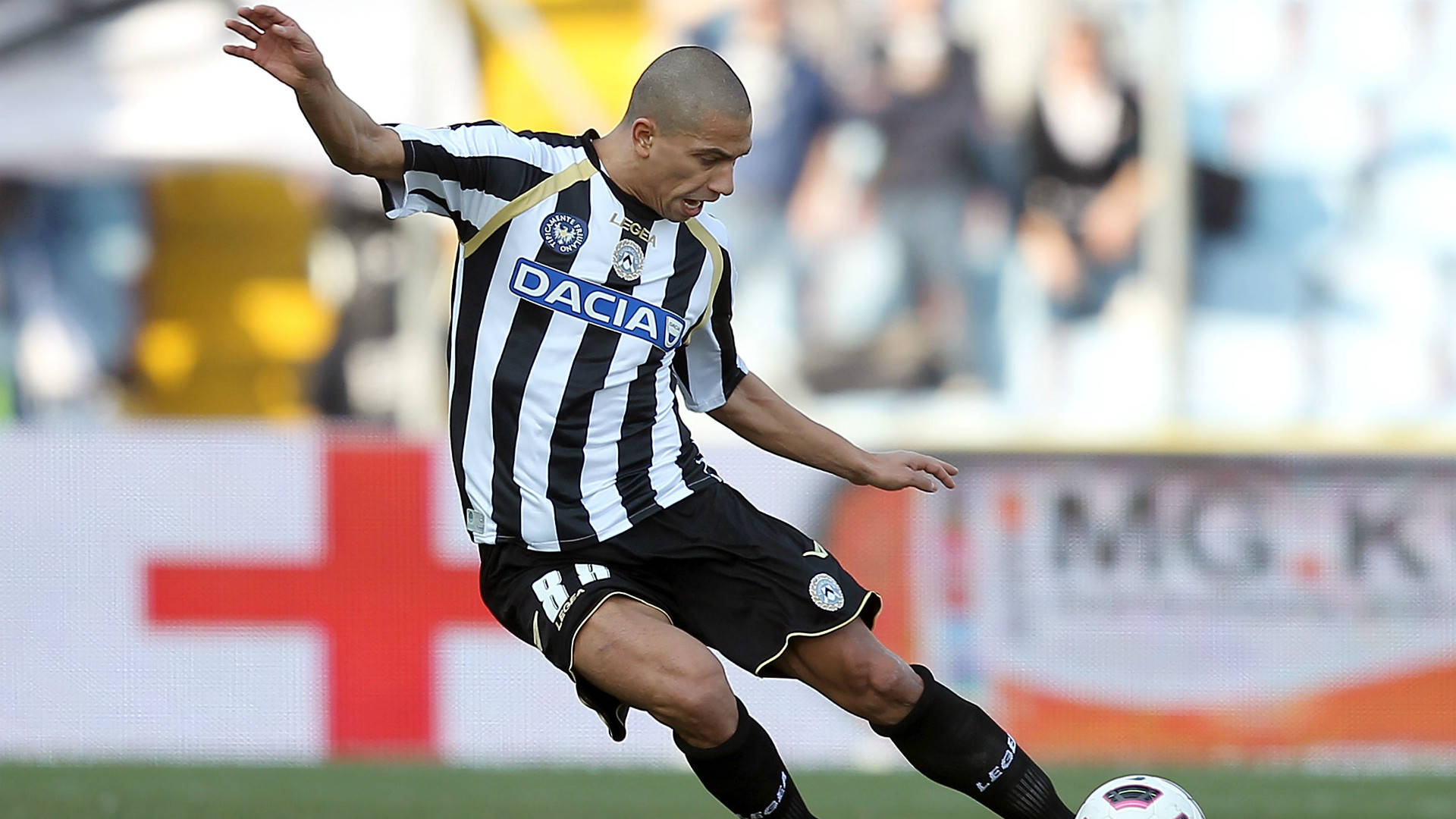 乌迪内斯主场不敌博洛尼亚,折戟沉沙 乌迪内斯主场不敌博洛尼亚,折戟沉沙