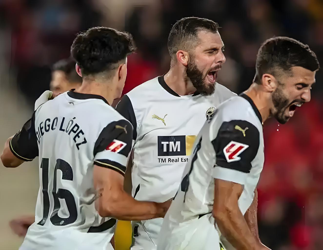 瓦伦西亚球员状态火热,帮助球队晋级下一轮淘汰赛!的简单介绍 瓦伦西亚球员状态火热,帮助球队晋级下一轮淘汰赛!的简单介绍