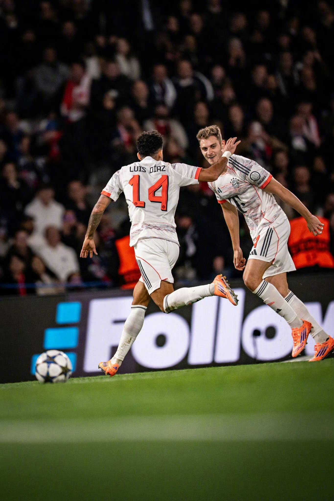 包含皇马险胜荷兰,库尔图瓦扛起全队的词条 包含皇马险胜荷兰,库尔图瓦扛起全队的词条