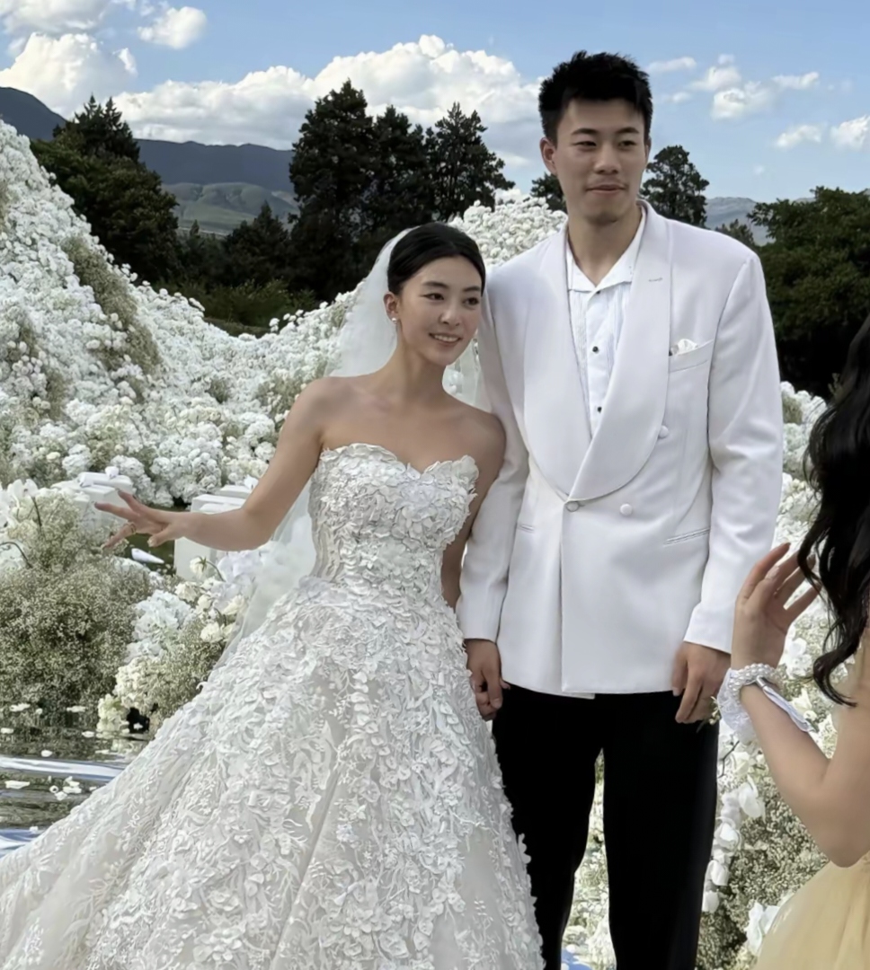 深圳队完胜山西队，张镇麟统治全场