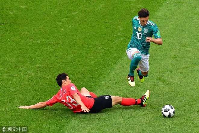 巴西绝杀瑞典,穆勒扛起全队 巴西绝杀瑞典,穆勒扛起全队