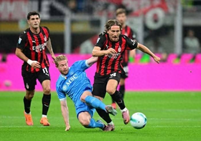 西班牙横扫那不勒斯,莫德里奇状态火热 西班牙横扫那不勒斯,莫德里奇状态火热